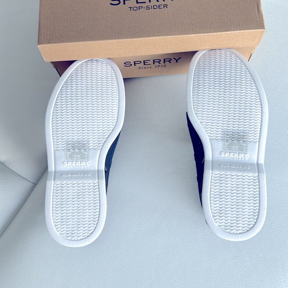 NWT, Sperry Top slider navy deck shoes:  AO Float, size 9 - Picture 4 of 8